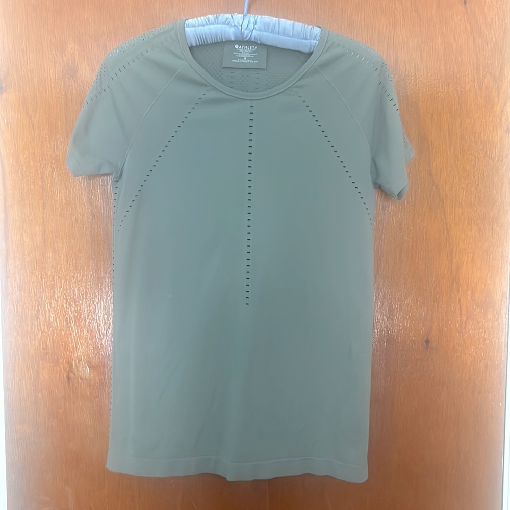 Athleta olive green workout top in small